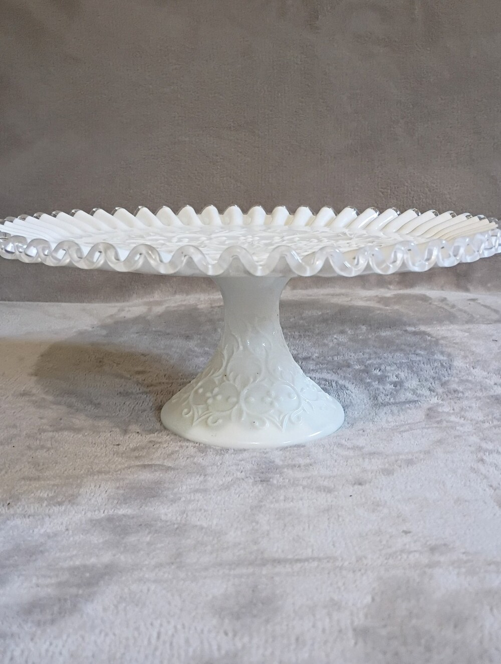 Vintage Fenton Glass Silver Crest Spanish Lace Cake Stand CakeFenton Plate